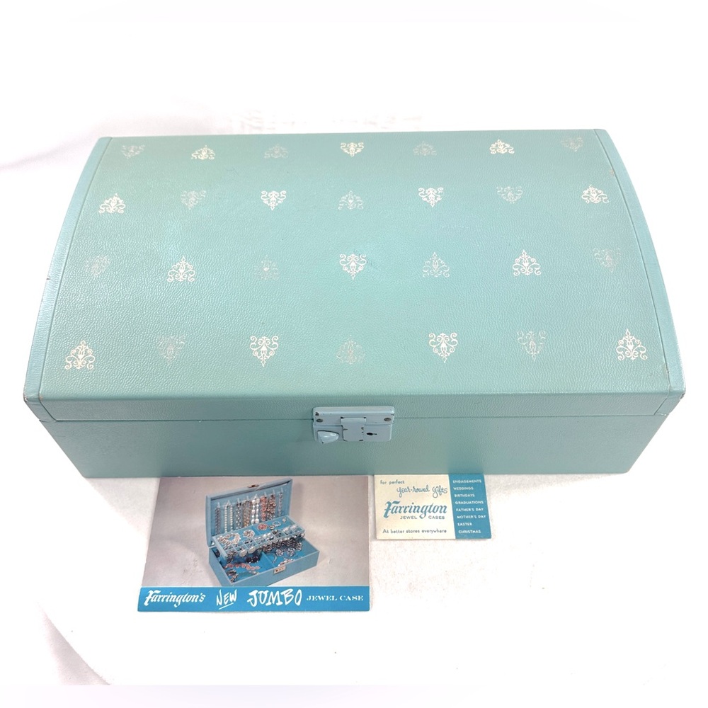 Vintage FARRINGTON 1960s Blue Jumbo Jewelry Box Blue Velvet 2 Tiers Key